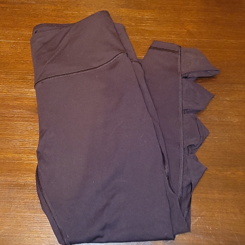 Victoria Sport capri leggings